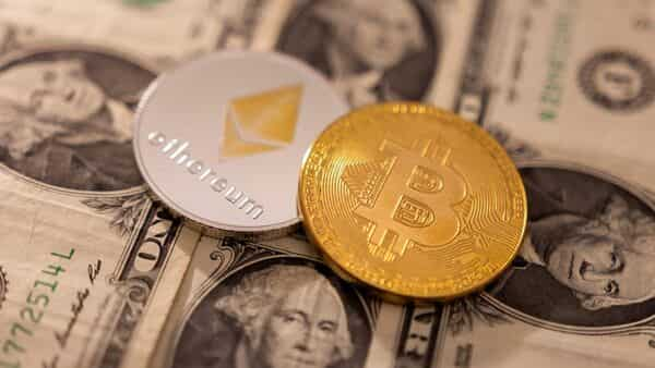 Cryptocurrency prices today: Bitcoin, ether, dogecoin fall while Chainlink, Polkadot surge